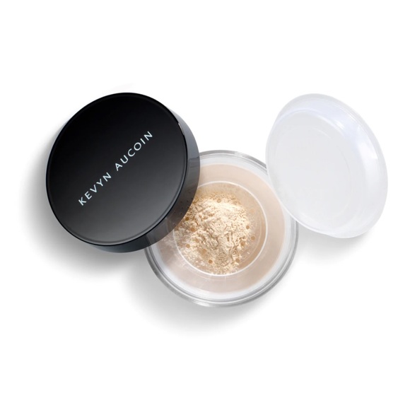 Kevyn Aucoin Loose Powder - Picture 2 of 9